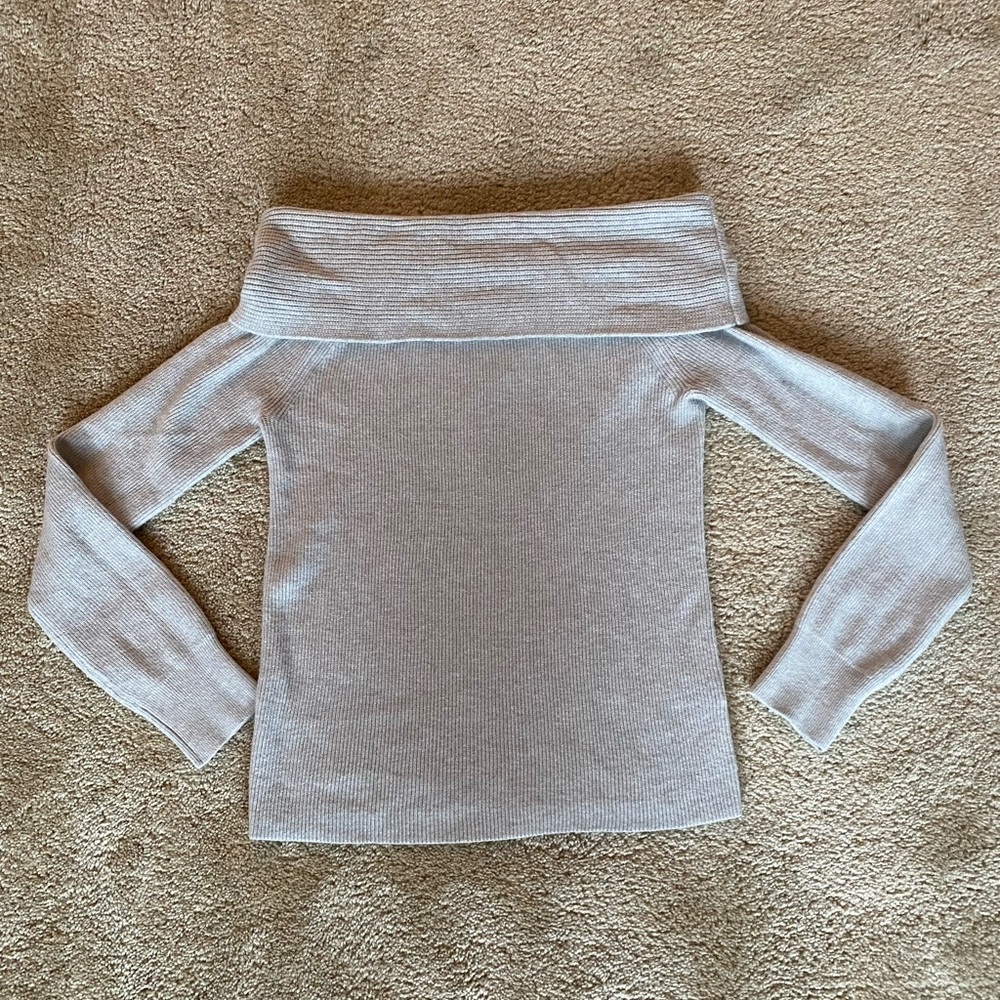 Leith Off the Shoulder Sweater -light gray